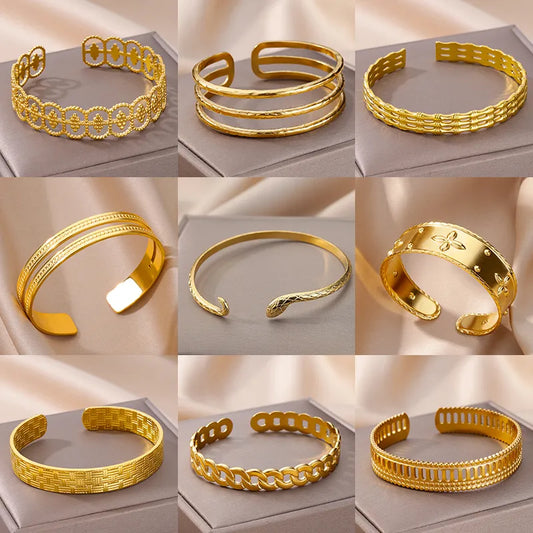 Brazalete para las mujeres de acero inoxidable chapado en oro.